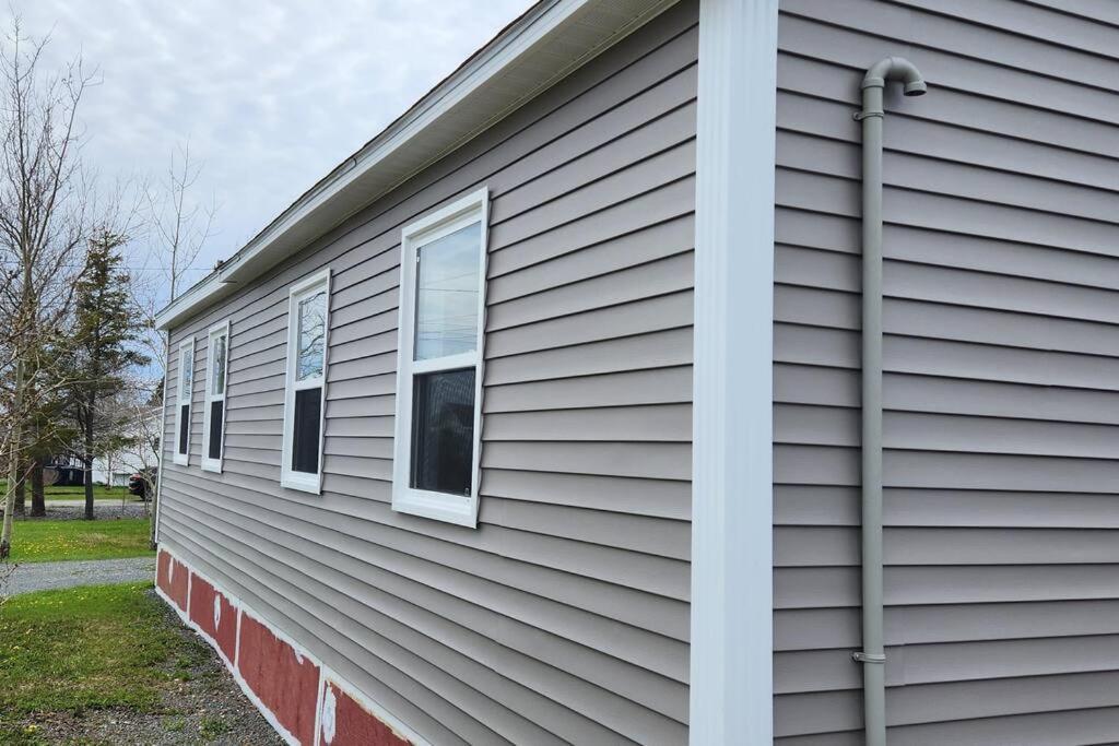 Family Ties Vacation Home - Rossy House Twillingate Extérieur photo