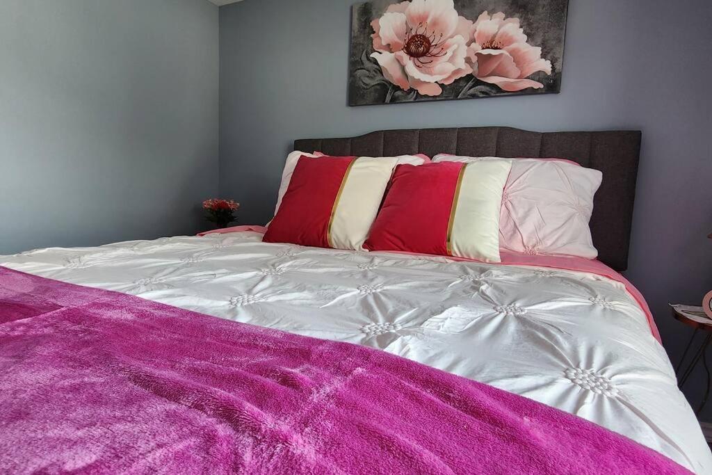 Family Ties Vacation Home - Rossy House Twillingate Extérieur photo