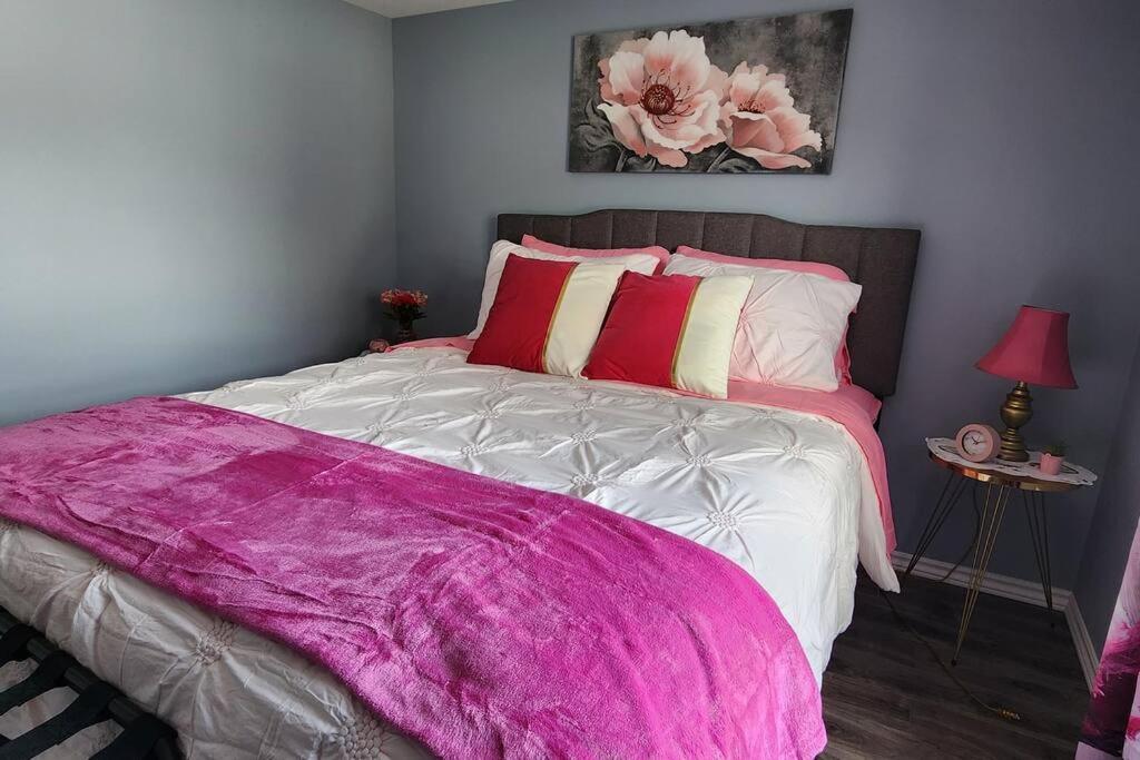 Family Ties Vacation Home - Rossy House Twillingate Extérieur photo